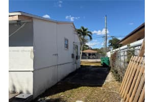 1972 Nw 59th St Miami, FL 33142 - MLS#A11966492