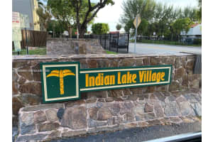 10221 Fontainebleau Blvd 203 Miami, FL 33172 - MLS#A11966493