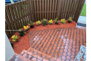 10221 Fontainebleau Blvd 203 Miami, FL 33172 - MLS#A11966493