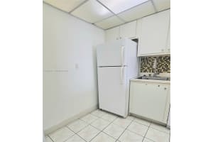 1000 Parkview Dr 605 Hallandale Beach, FL 33009 - MLS#A11966511