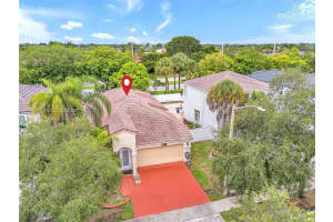 544 Nw 159th Ln Pembroke Pines, FL 33028 - MLS#A11966516