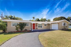 8820 Sw 85th St, Miami