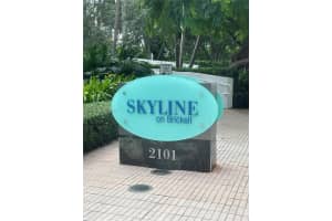 2101 Brickell Ave 2202 Miami, FL 33129 - MLS#A11966531