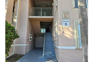 12148 Saint Andrews Pl 205, Miramar