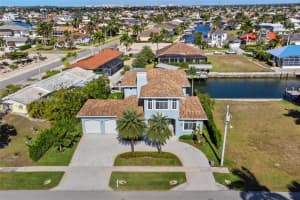 1070 Dana Ct Marco Island, FL 34145 - MLS#A11966542