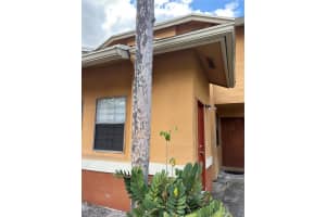 2491 Nw 56th Ave 4-17 Lauderhill, FL 33313 - MLS#A11966550