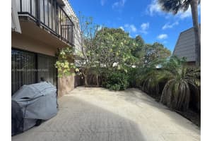 6222 62nd Way West Palm Beach, FL 33409 - MLS#A11966557