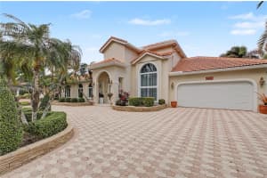 8305 Nw 157th Ter Miami Lakes, FL 33016 - MLS#A11966599