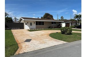 8371 Nw 15th Ct Pembroke Pines, FL 33024 - MLS#A11966617