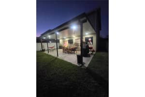 613 Ne 5th Way, Florida City