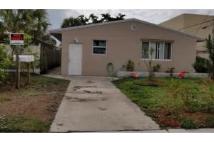 2040 Pierce St 1 Hollywood, FL 33020 - MLS#A11966639