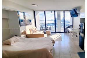 555 15th St , Miami, FL 33132 - MLS#A11966659