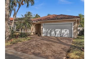 4962 Sw 32nd Way Hollywood, FL 33312 - MLS#A11966661