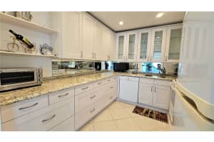 1980 S Ocean Dr 7f Hallandale Beach, FL 33009 - MLS#A11966734