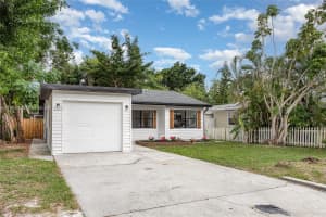 2916 Hawthorne St Sarasota, FL 34239 - MLS#A11966749