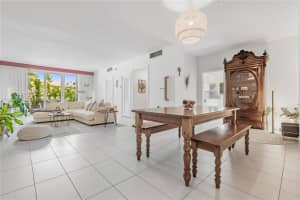 5001 Collins Ave APT 1K, Miami Beach, FL 33140, - MLS#A11966773