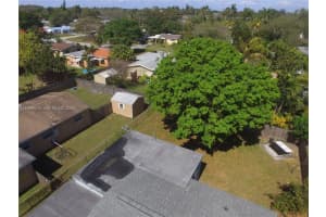 2765 Sw 47th St Dania Beach, FL 33312 - MLS#A11966815