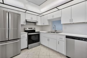 421 Ne 14th Ave 608 Hallandale Beach, FL 33009 - MLS#A11966817