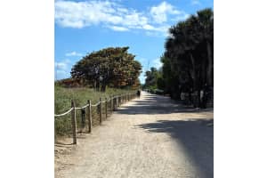 10175 Collins Ave , Bal Harbour, FL 33154 - MLS#A11966858