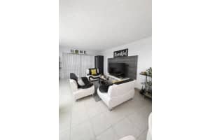 8460 Sw 154th Cir Ct 121 Miami, FL 33193 - MLS#A11966868