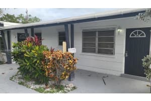 821 Ne 6th St 1 Hallandale Beach, FL 33009 - MLS#A11966881