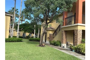 930 Ne 34th Ave 201 Homestead, FL 33033 - MLS#A11966934