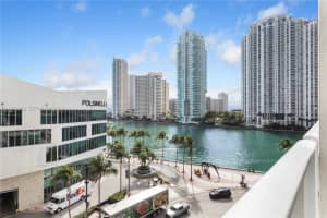 300 S Biscayne Blvd L-626, Miami