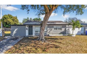 6791 Scott St Hollywood, FL 33024 - MLS#A11966948