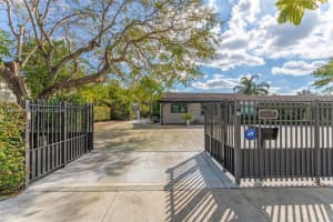 7120 Sw 56th St Miami, FL 33155 - MLS#A11966968