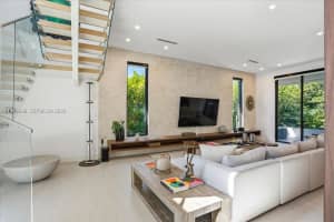 4354 Alton Rd Miami Beach, FL 33140 - MLS#A11966988