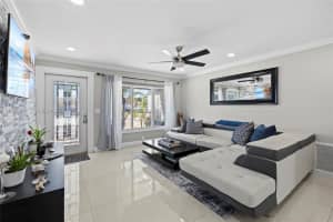 22658 Sw 65th Cir Boca Raton, FL 33428 - MLS#A11966994