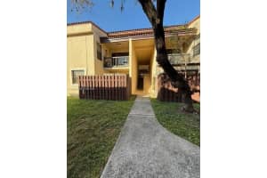 660 W Park Dr 1-201 Miami, FL 33172 - MLS#A11966998