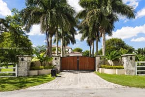 34850 SW 218th Ave, Homestead, FL 33034, Sold 02/17/26