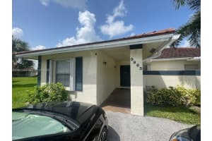 9863 Three Lakes Cir, Boca Raton
