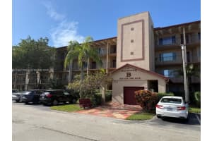 950 Sw 138th Ave 111b, Pembroke Pines