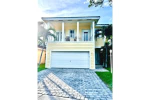 396 Ne 33rd Ter Homestead, FL 33033 - MLS#A11967141