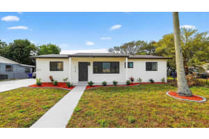 3740 Nw 188th St Miami Gardens, FL 33055 - MLS#A11967143