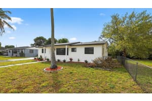 3740 Nw 188th St Miami Gardens, FL 33055 - MLS#A11967143