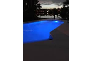 1034 Nw 184th Way, Pembroke Pines