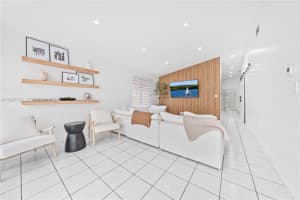 8865 Nw 110th St Hialeah Gardens, FL 33018 - MLS#A11967162