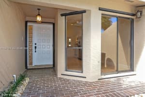 6720 Canary Palm Cir Boca Raton, FL 33433 - MLS#A11967183