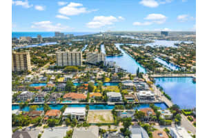 2368 Castilla Isle Fort Lauderdale, FL 33301 - MLS#A11967185