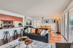 1200 Brickell Bay Dr 3923 Miami, FL 33131 - MLS#A11967192