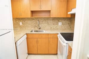 1654 NE 151st St #1654, North Miami Beach, FL 33162, - MLS#A11967198