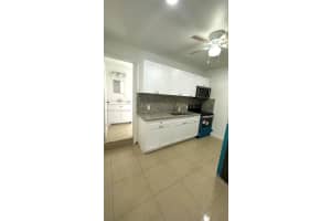 1770 NW 19th Terrace g, Miami, FL 33125, - MLS#A11967209