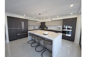 2800 Island Blvd 2804 Aventura, FL 33160 - MLS#A11967217