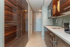 551 N Fort Lauderdale Beach Blvd H1715 Fort Lauderdale, FL 33304 - MLS#A11967222