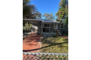 1005 Ne 145th St, North Miami