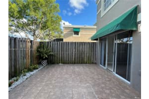 5150 Lake Loop Rd Cooper City, FL 33330 - MLS#A11967311