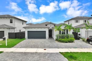 12735 Sw 211th St, Miami